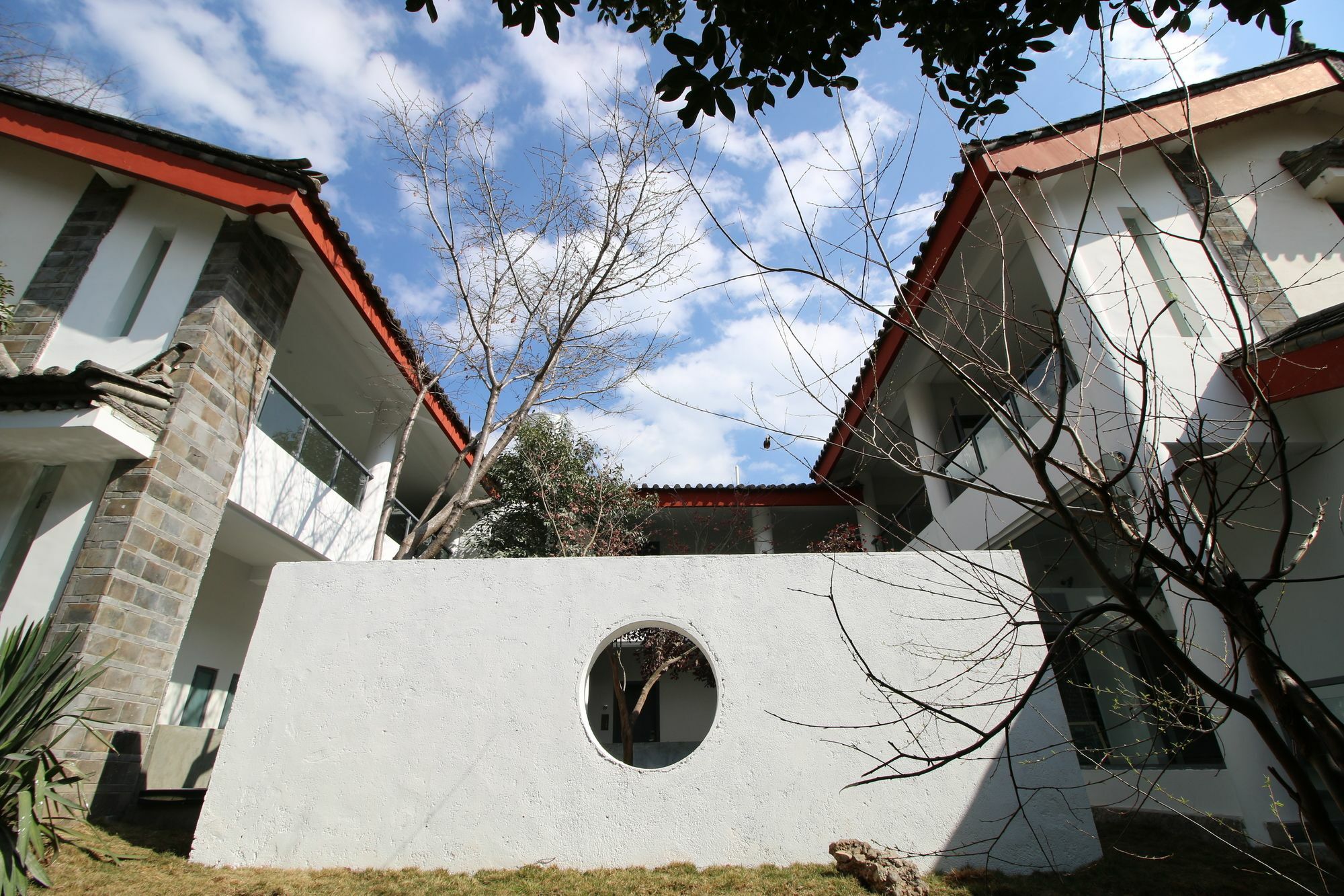 Lijiang Shuhe Travelling Hotel Exterior foto